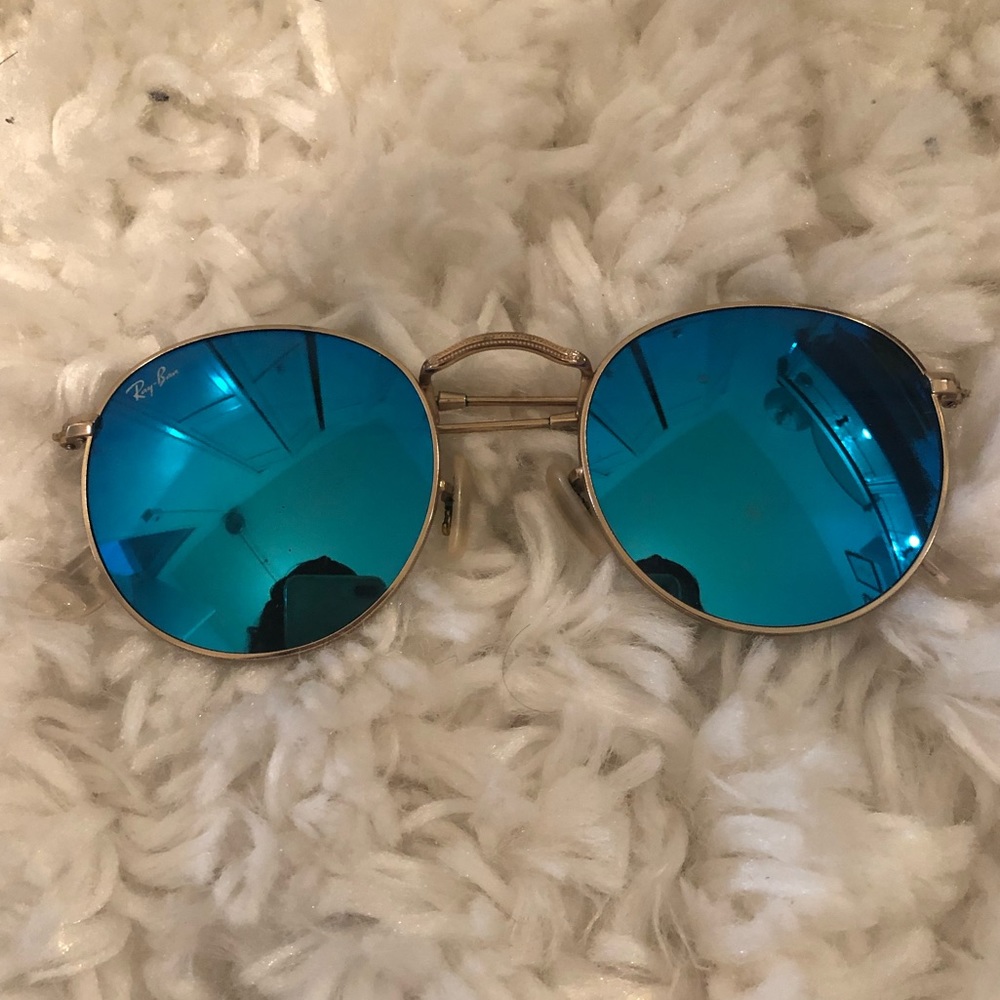 Ray-Ban Round